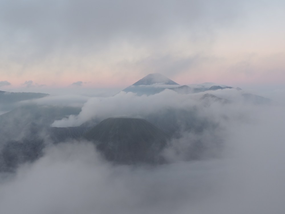 B8F3347F-43AB-4EE4-85AF-C618B9007602